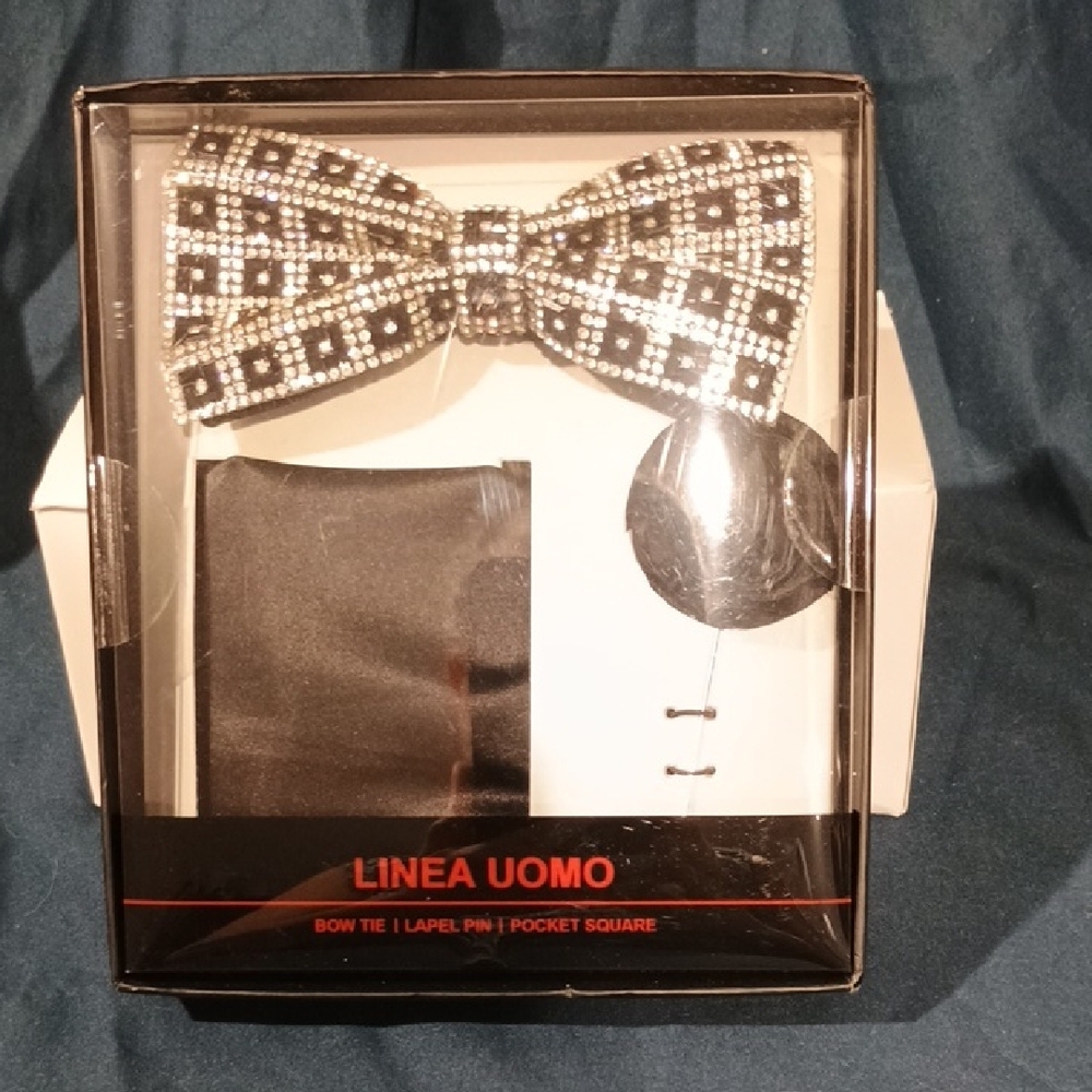 Linea Uomo Black and Silver Pocket Square Set